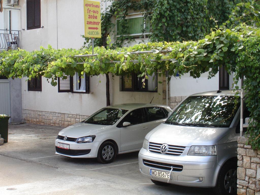 Apartments Lucija Stari Grad  Exteriér fotografie
